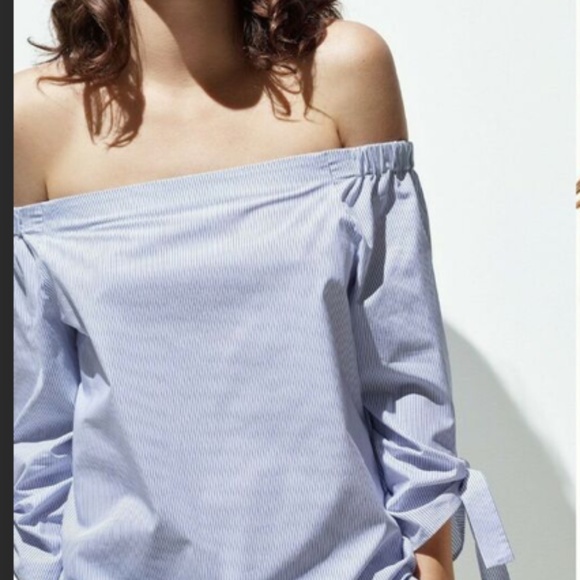 Aritzia Babaton Malik Blue Striped Top - Picture 2 of 3